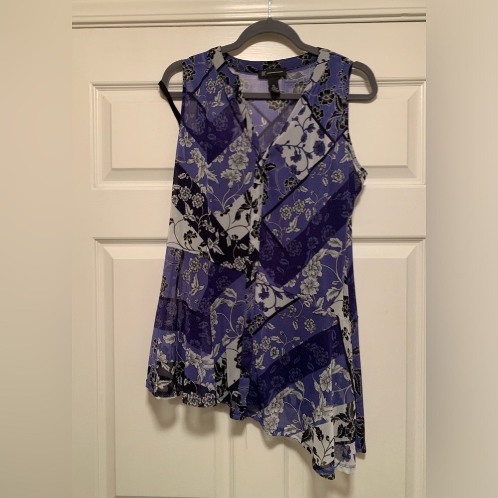 SHEER, INC Women’s Sleeveless Top